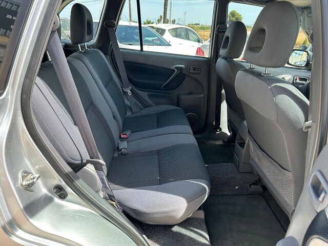 TOYOTA RAV 4 GX 2.0 VVTI 4X4 UK PLATED RHD IN SPAIN 130000 MILES SUPERB 2003